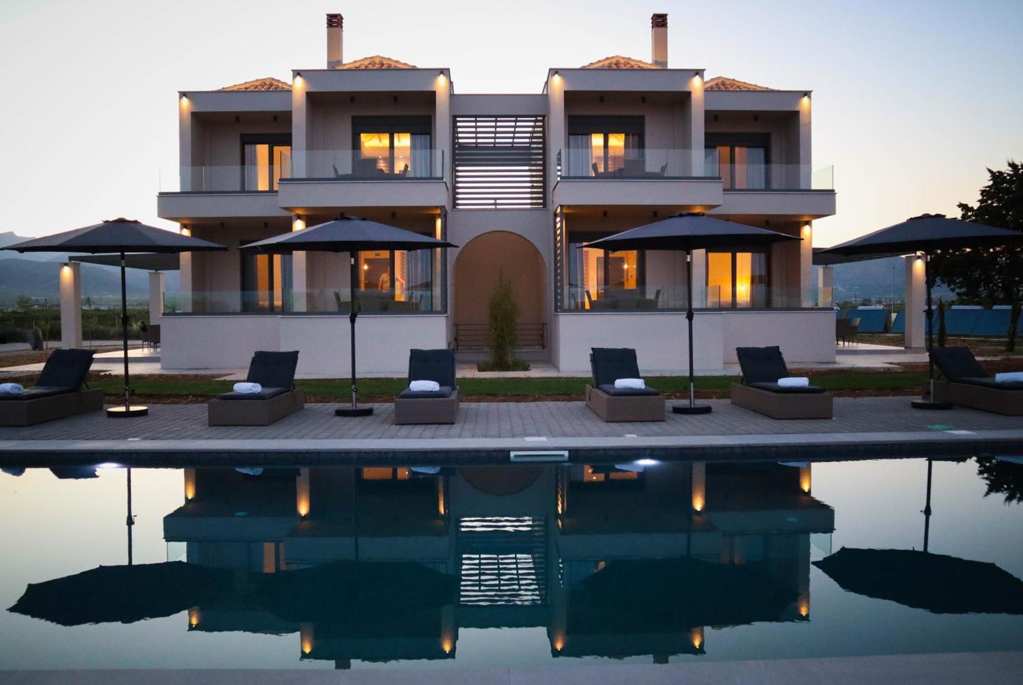 Almyres Luxurious Residences Míloi Extérieur photo
