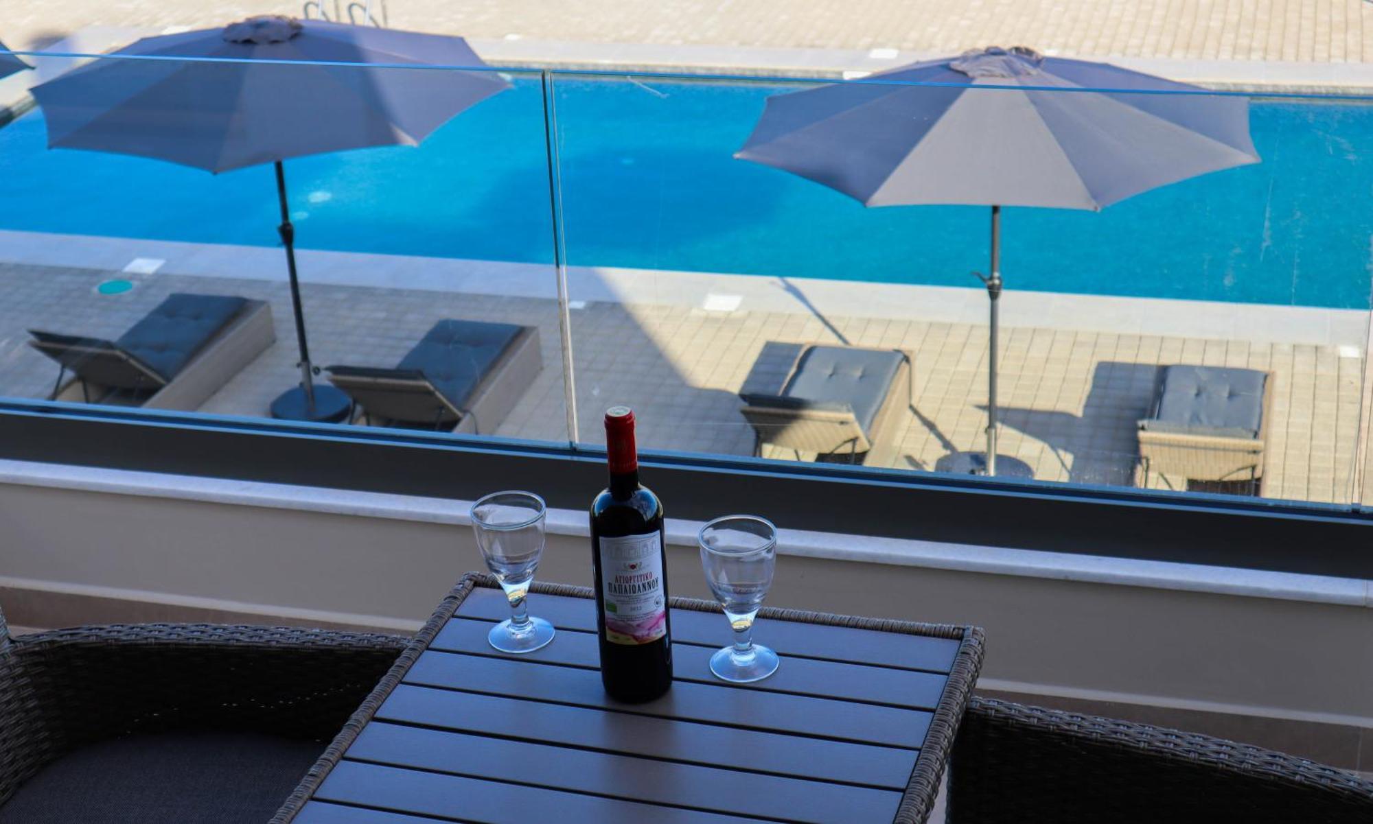 Almyres Luxurious Residences Míloi Extérieur photo