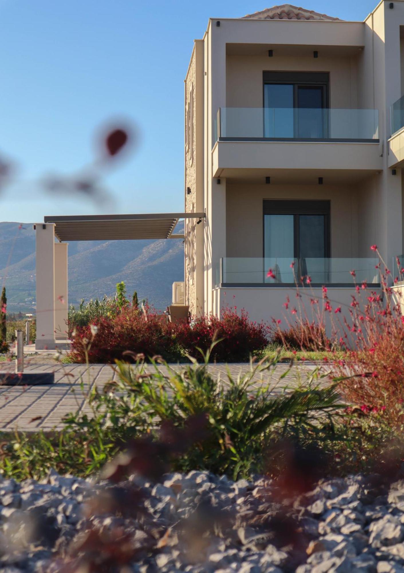 Almyres Luxurious Residences Míloi Extérieur photo